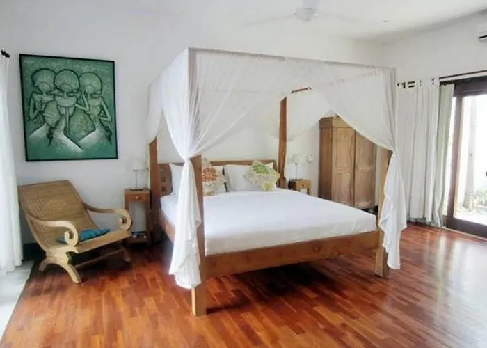 Villa New 2Br Minica Villa In The Heart Of Kayu Aya, Oberoi, Seminyak Walking Distance To Beach, Shops, Restaurants